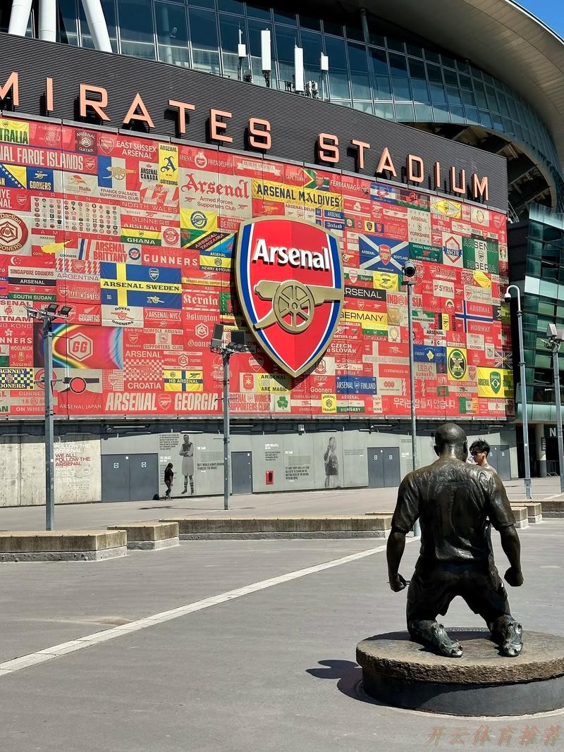 开云体育网址:瓜迪奥拉又追上来了!阿森纳面对北伦敦德比大战,却伤兵满营 开云体育网址:瓜迪奥拉又追上来了!阿森纳面对北伦敦德比大战,却伤兵满营